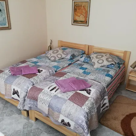 Goscinne Zenon Nogal Δωμάτια σε οικογενειακή κατοικία